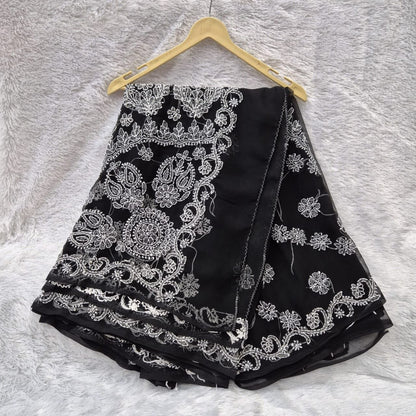 NAZAAKAT by Eka Collection